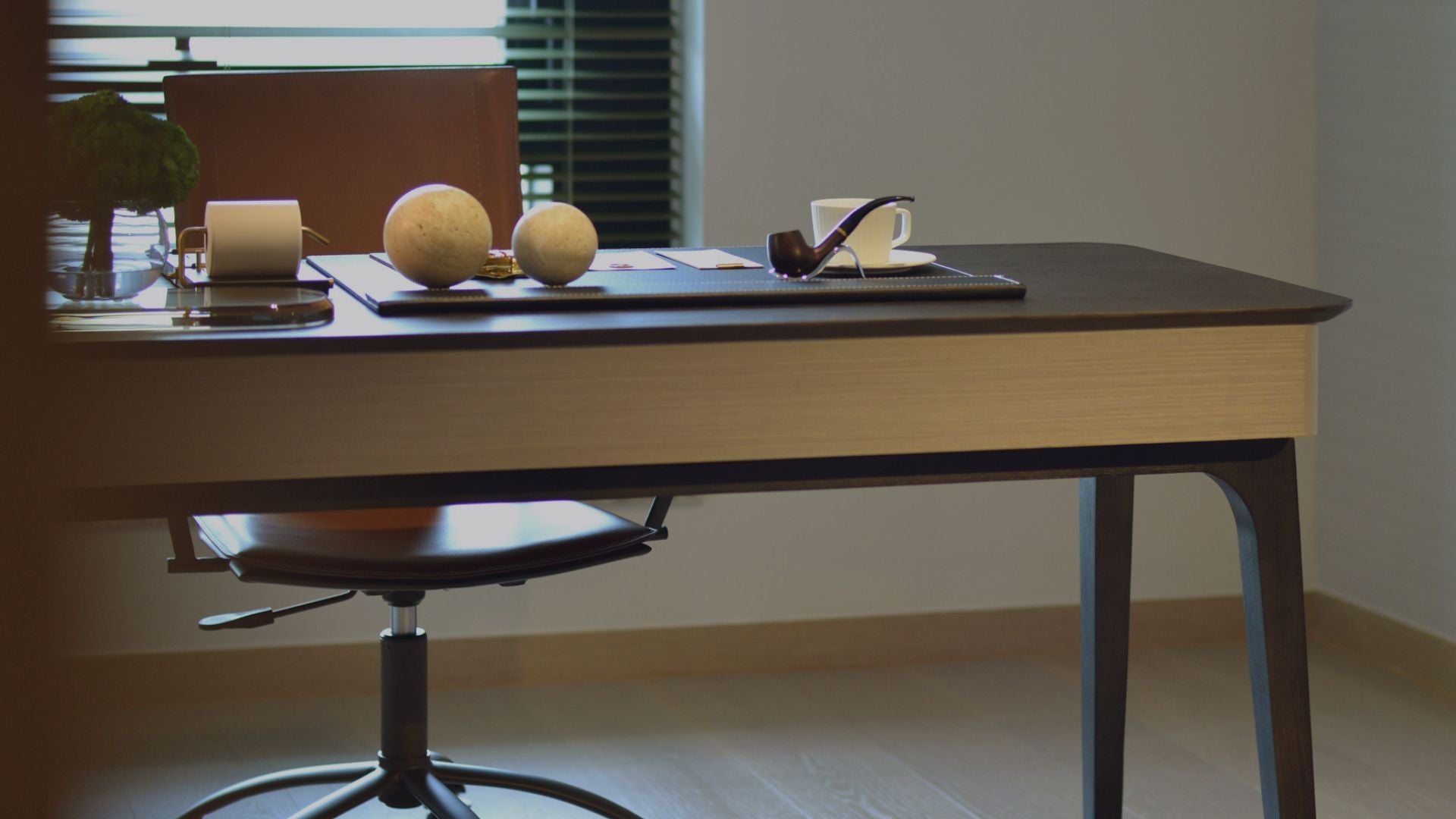 Desk & Dressing Table