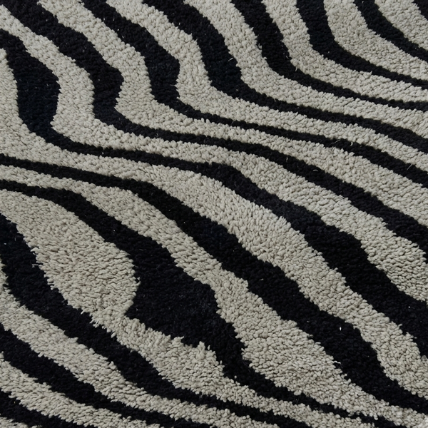 CRUMPLE Rug | OVO