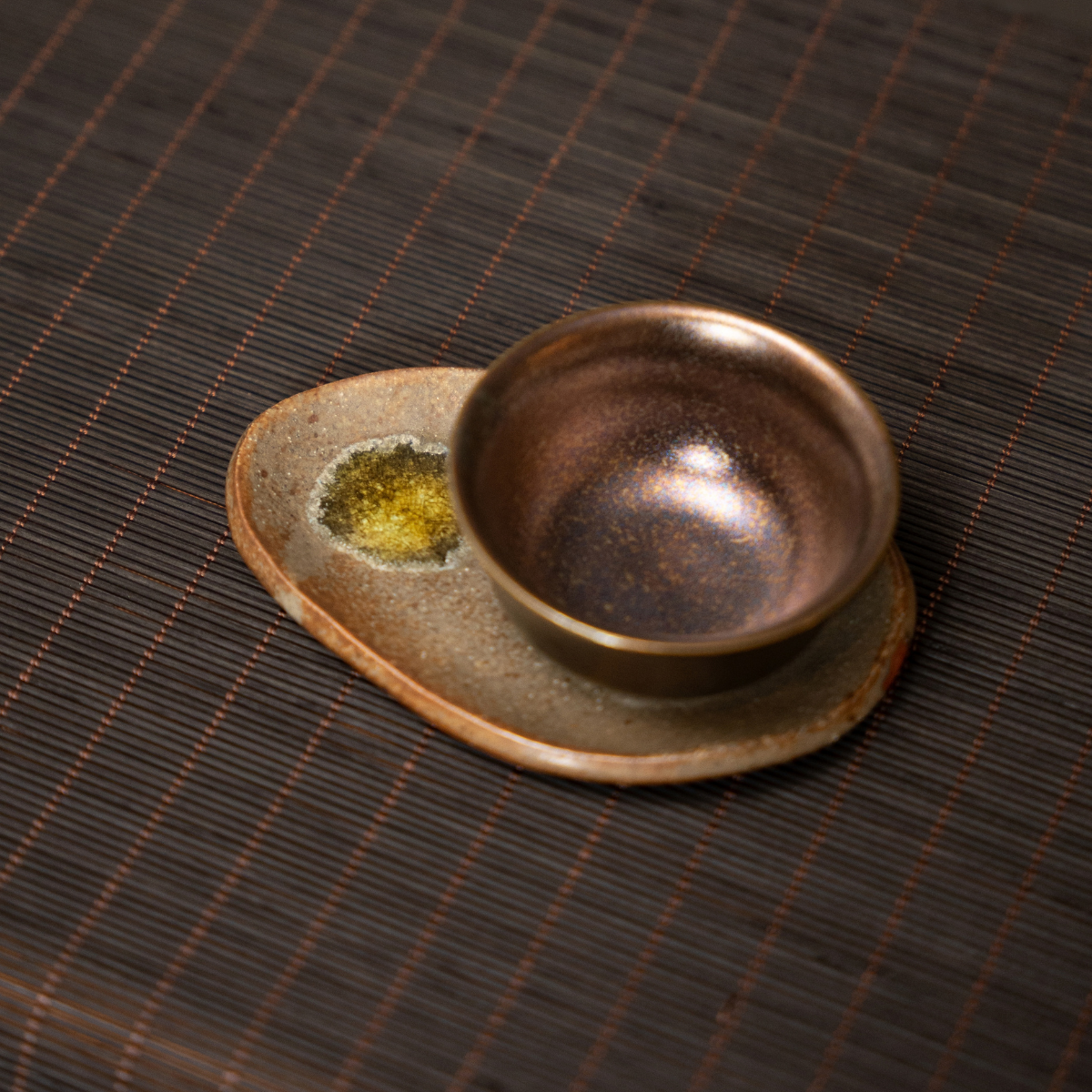 Handmade Irregular Ceramic Plate | Handmade Tea Cup, Brown｜OVO
