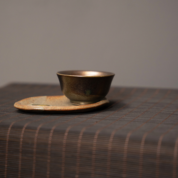 Handmade Irregular Ceramic Plate | Handmade Tea Cup, Brown｜OVO