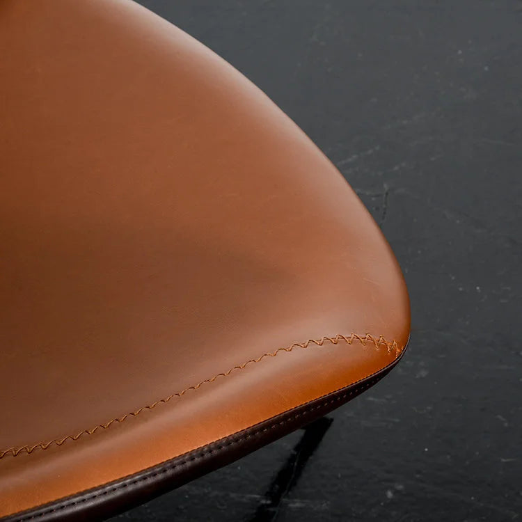 Justo Swivel Chair | OVO