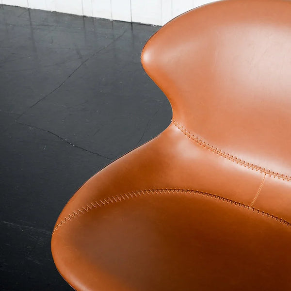 Justo Swivel Chair | OVO
