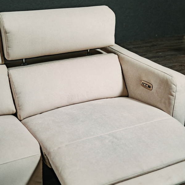 KIRA motorized sofa｜OVO
