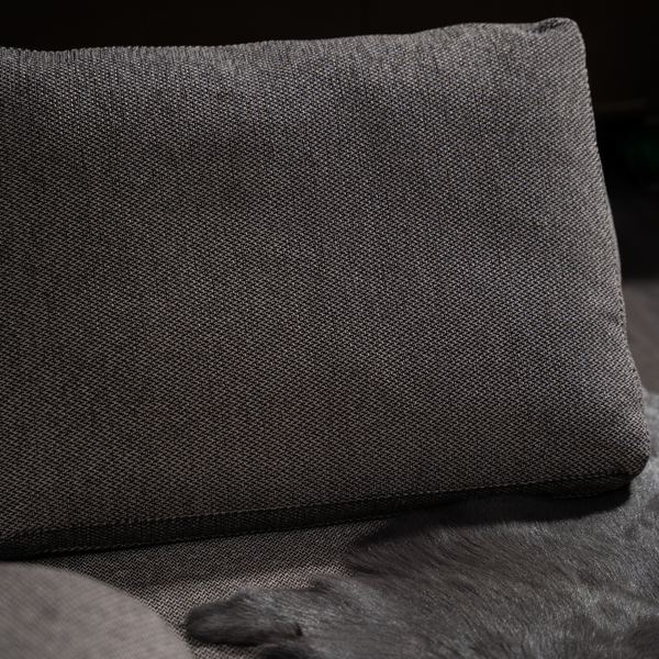 LAZE sofa｜OVO