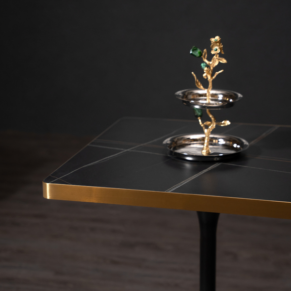 MOX Dinning Table | OVO