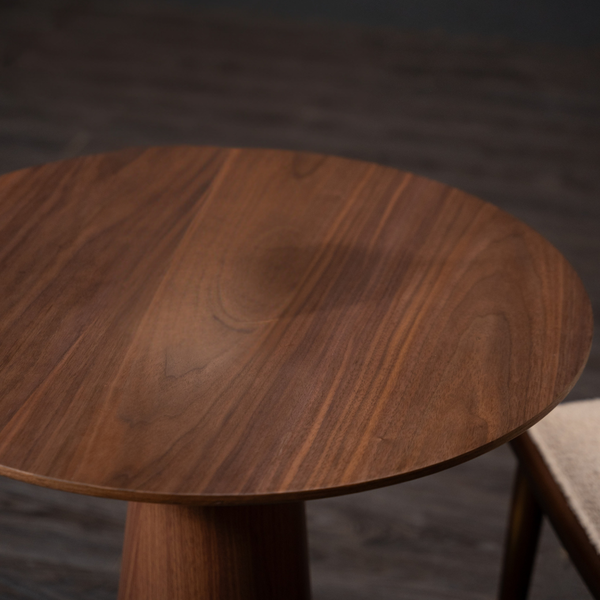 SOLER Dinning Table｜OVO