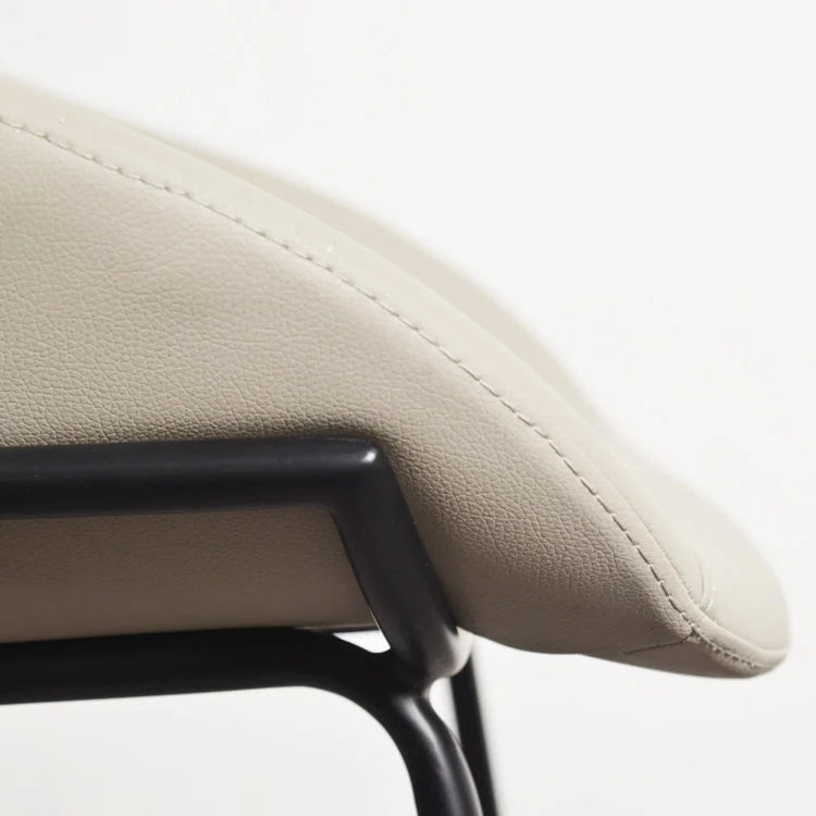 ARTO Armchair | OVO