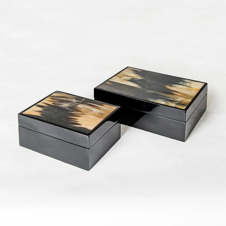 BLACK MARBLED Horn Box | OVO