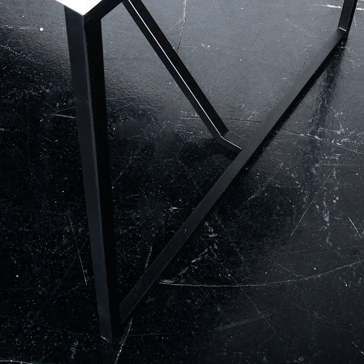 FAIR Dining Table | OVO