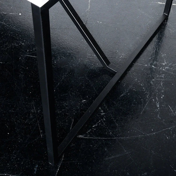 FAIR Dining Table | OVO