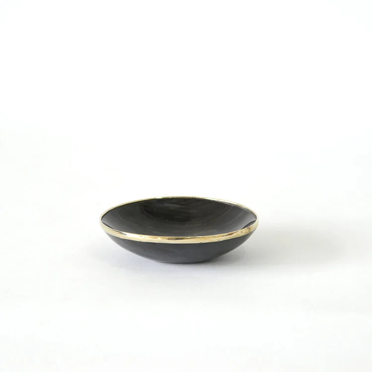 HORN Round Dish with Metal Rin - L