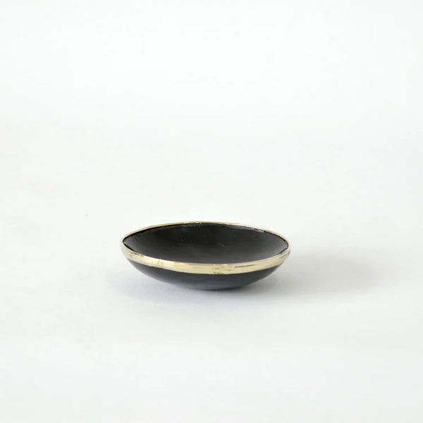 HORN Round Dish with Metal Rin - M