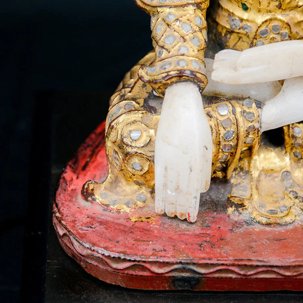 Mandalay 19th Century Buddha with Wooden Rode in Gold | OVO