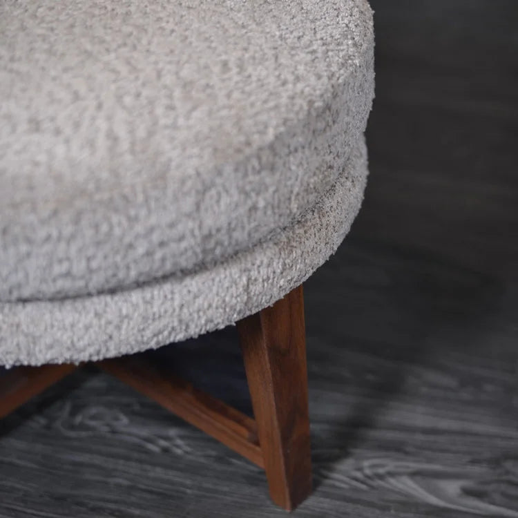 Markwick Ottoman | OVO