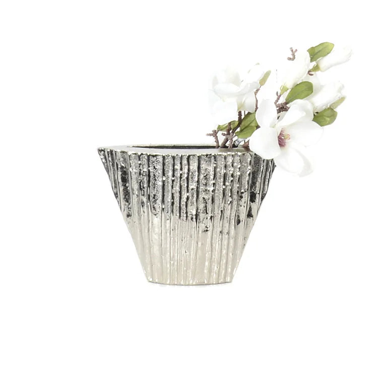 Rayu Conical Vase - OVO