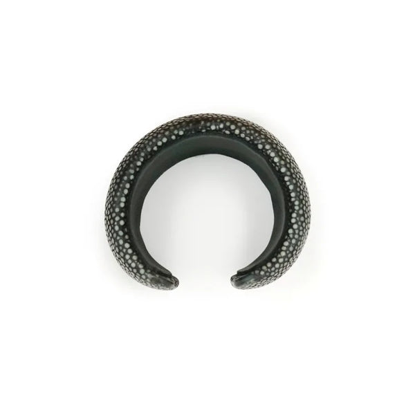 STINGRAY Leather Bangle