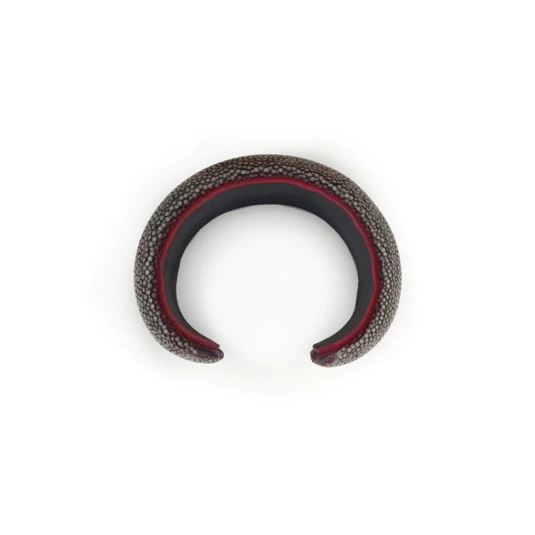STINGRAY Leather Bangle