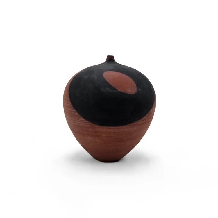 Tamo Ceramic Bottle Vase | OVO